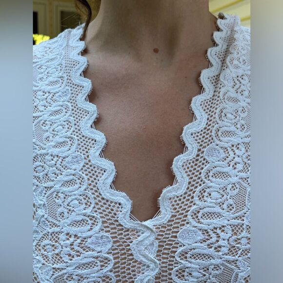 Nightcap by Carisa Rene Antoinette cream/nude lace overlay V-neck maxi dress, 1 - Picture 6 of 14